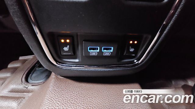 Jeep Grand Cherokee 3.0 Diesel Overland WK2 2017 — фото 19