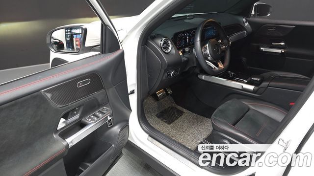 Mercedes-Benz GLB-Class (X247) GLB250 4MATIC 2022 — фото 12