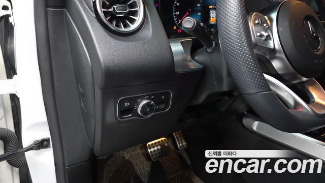 Mercedes-Benz GLB-Class (X247) GLB250 4MATIC 2022 — фото 13