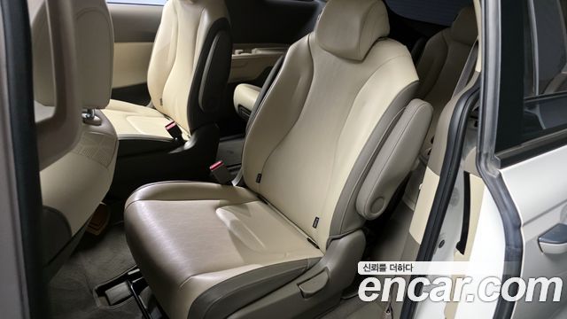 Kia Carnival (IV) Diesel 9-Seater Prestige 2022 — фото 11