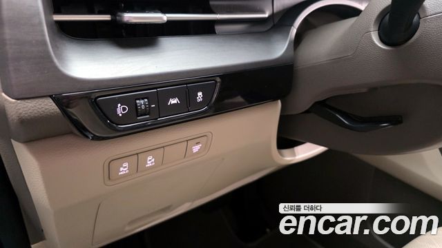 Kia Carnival (IV) Diesel 9-Seater Prestige 2022 — фото 15
