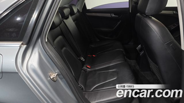Audi A4 2.0 TFSI B8 2011 — фото 12