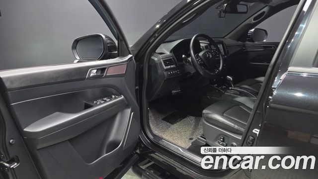 KG Mobility (SsangYong) Rexton Sports Khan Diesel 2.2 4WD Prestige 2023 — фото 10