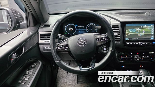KG Mobility (SsangYong) Rexton Sports Khan Diesel 2.2 4WD Prestige 2023 — фото 13