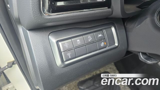 KG Mobility (SsangYong) Very New Tivoli Gasoline 1.5 2WD V3 2022 — фото 15