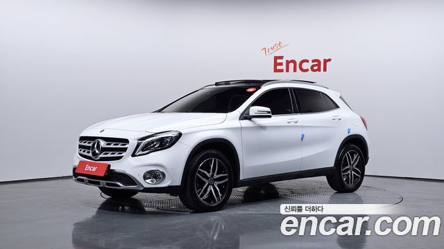 Mercedes-Benz GLA-Class (X156) GLA220 Premium 2019 — фото 1