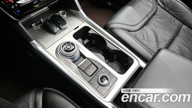 Ford Explorer (VI) 3.0 Platinum 4WD 2023 — фото 9
