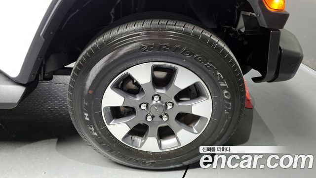 Jeep Wrangler (JL) 2.0 Overland 4Door 2021 — фото 5