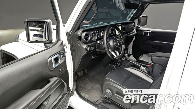 Jeep Wrangler (JL) 2.0 Overland 4Door 2021 — фото 11