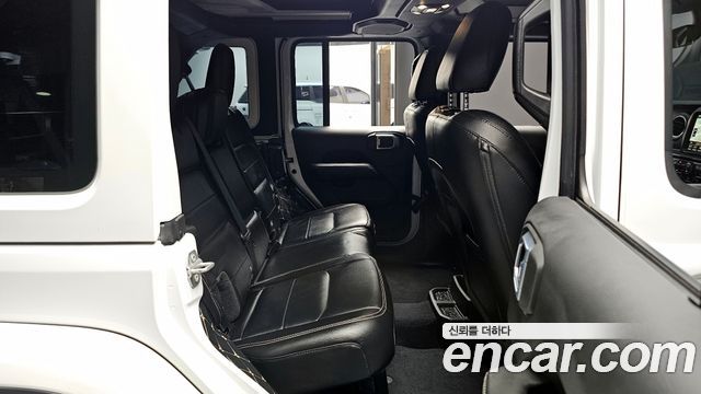 Jeep Wrangler (JL) 2.0 Overland 4Door 2021 — фото 12