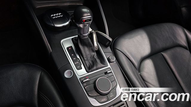 Audi A3 25 TDI Dynamic 8V 2015 — фото 9