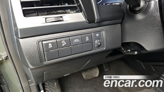 KG Mobility (SsangYong) Rexton Sports Khan Diesel 2.2 4WD Prestige 2023 — фото 15