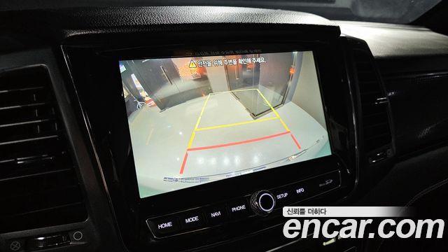 KG Mobility (SsangYong) Rexton Sports Khan Diesel 2.2 4WD Prestige 2023 — фото 17