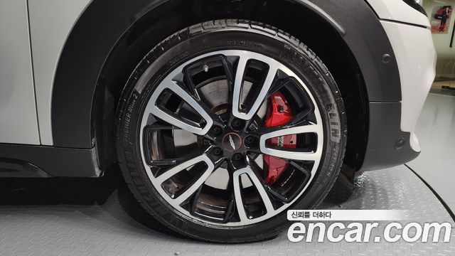 MINI Cooper S Countryman JCW 2nd 2022 — фото 5