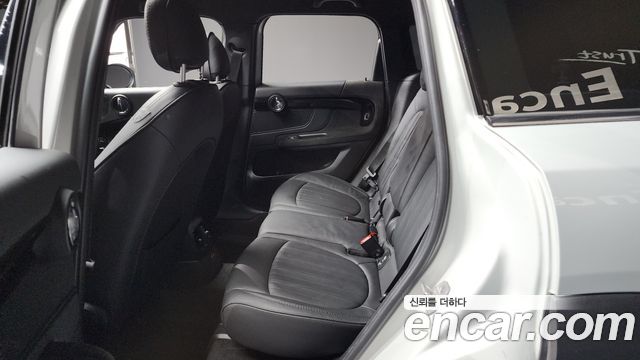 MINI Cooper S Countryman JCW 2nd 2022 — фото 12