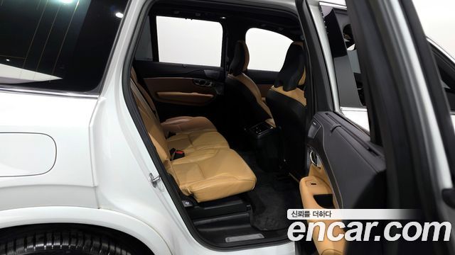 Volvo XC90 (II) B6 Ultimate Bright 2023 — фото 12