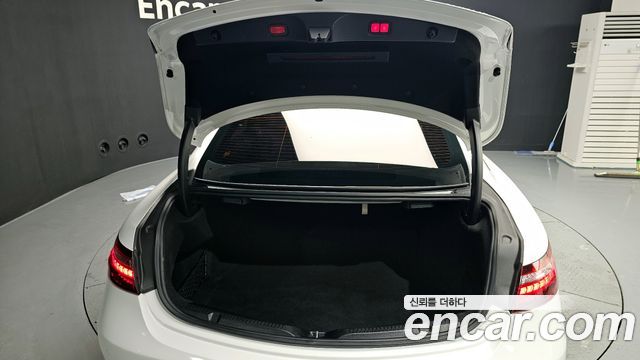 Mercedes-Benz E-Class (W213) E300d 4MATIC Coupe 2022 — фото 24