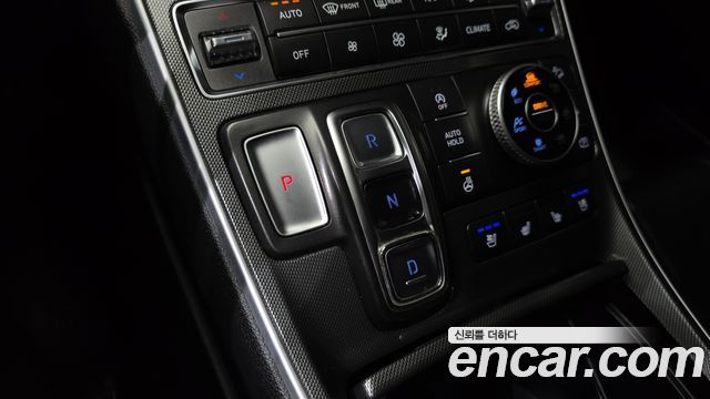 Hyundai Santa Fe Diesel 2.2 4WD Prestige 2023 — фото 9