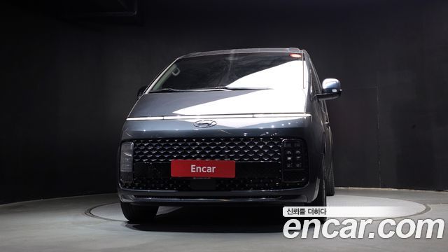 Hyundai Staria Lounge 9-Seater Prestige 2023 — фото 3