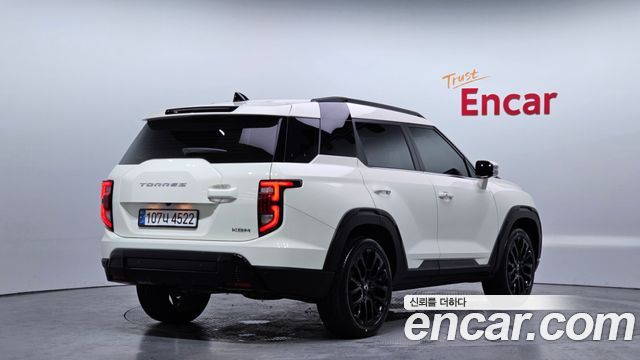 KG Mobility (SsangYong) Torres Gasoline 1.5 2WD Black Edition 2024 — фото 2