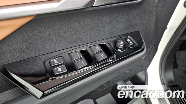 KG Mobility (SsangYong) Torres Gasoline 1.5 2WD Black Edition 2024 — фото 17
