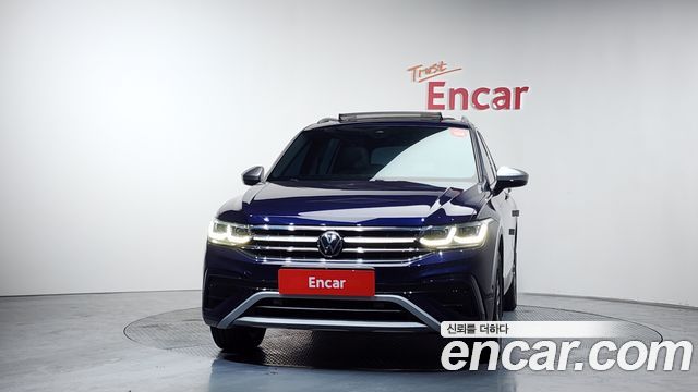 Volkswagen Tiguan Allspace 2.0 TSI Prestige 2023 — фото 3