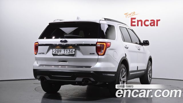 Ford Explorer 2.3 Limited 4WD 5th 2018 — фото 2