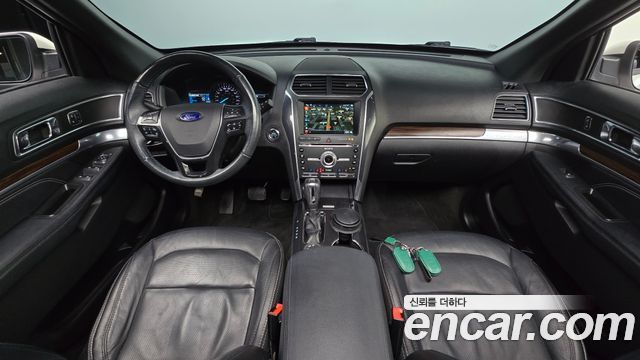 Ford Explorer 2.3 Limited 4WD 5th 2018 — фото 7