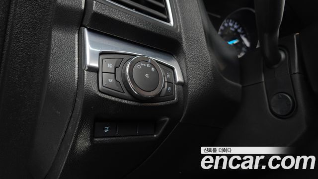 Ford Explorer 2.3 Limited 4WD 5th 2018 — фото 14