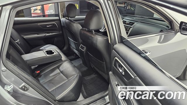 Nissan Altima 2.5 Smart L33 2018 — фото 13