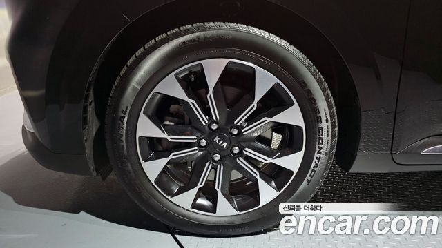 Kia Carnival (IV) Diesel 7-Seater Signature 2021 — фото 5