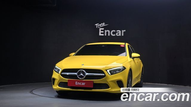 Mercedes-Benz A-Class (W177) A220 Hatchback 2022 — фото 3
