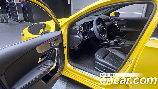 Mercedes-Benz A-Class (W177) A220 Hatchback 2022 — фото 10