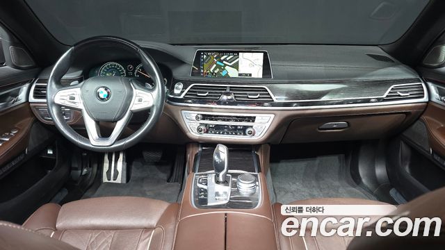BMW 7 Series (G11) 740d xDrive M Sport 2017 — фото 7