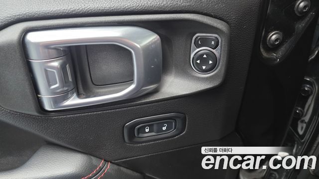 Jeep Gladiator (JT) 3.6 Rubicon 2022 — фото 17