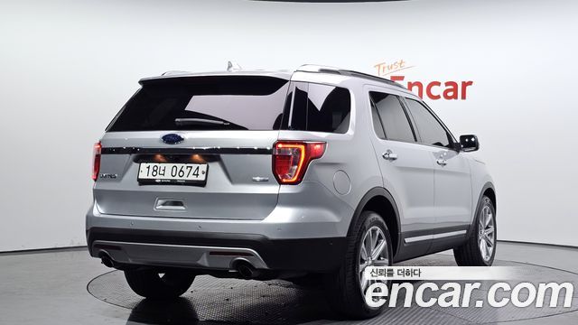 Ford Explorer 2.3 Limited 4WD 5th 2016 — фото 2