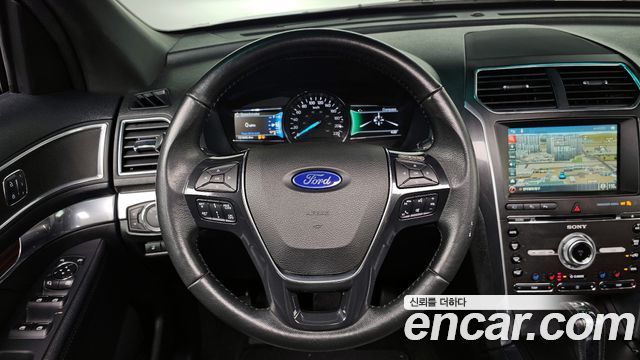 Ford Explorer 2.3 Limited 4WD 5th 2016 — фото 13