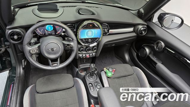 MINI Cooper S Convertible JCW 3rd 2024 — фото 7
