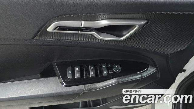 Kia Sportage (V) Gasoline 1.6 Turbo 2WD Trendy 2022 — фото 17