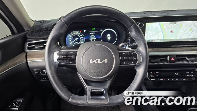 Kia K5 (III) 1.6 Turbo Noblesse 2022 — фото 17