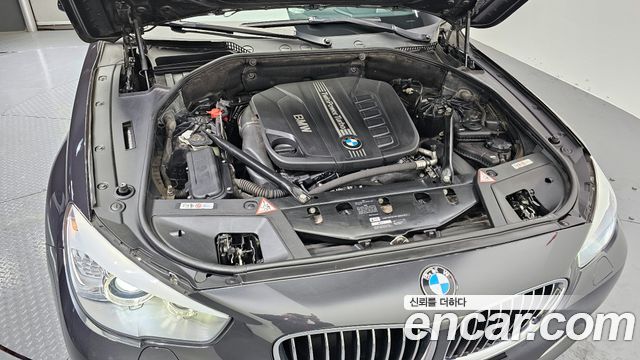 BMW 5 Series GT (F07) GT 30d xDrive 2013 — фото 6