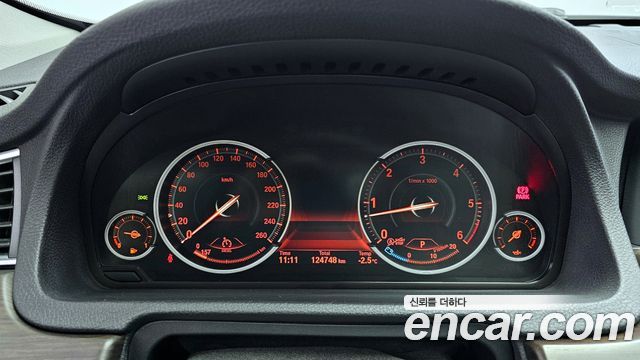 BMW 5 Series GT (F07) GT 30d xDrive 2013 — фото 8