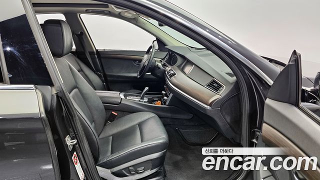 BMW 5 Series GT (F07) GT 30d xDrive 2013 — фото 15