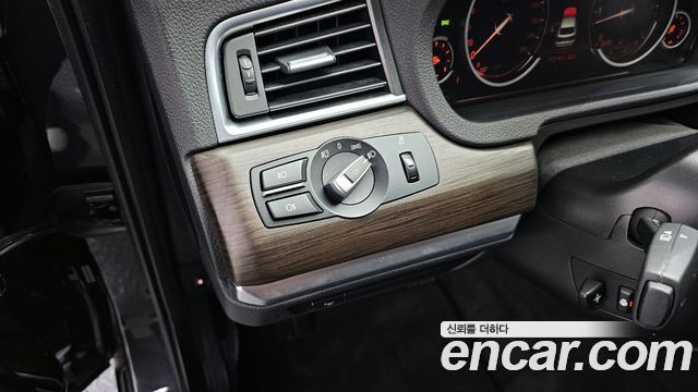 BMW 5 Series GT (F07) GT 30d xDrive 2013 — фото 21