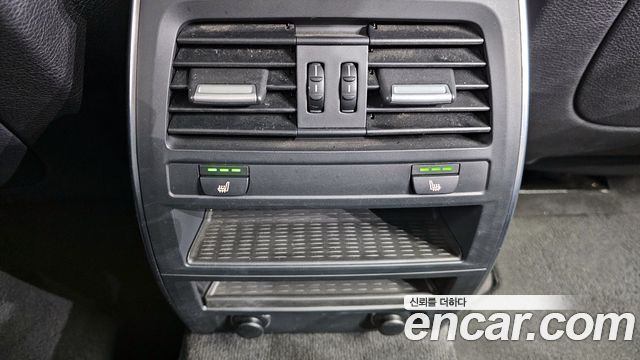 BMW 5 Series GT (F07) GT 30d xDrive 2013 — фото 23