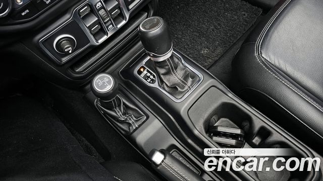 Jeep Wrangler (JL) 2.0 Overland Power Top 4Door 2021 — фото 9