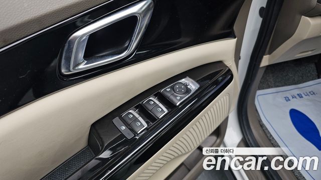 Kia Carnival (IV) Diesel 9-Seater Noblesse 2023 — фото 12