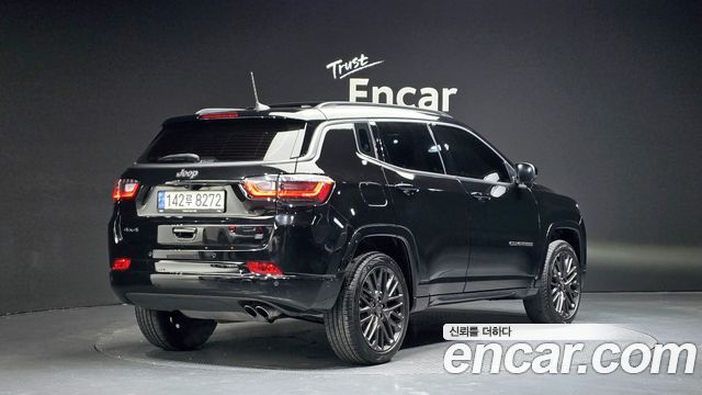 Jeep Compass (II) S 2.4 AWD 2022 — фото 2