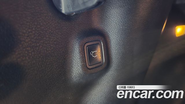 Jeep Compass (II) S 2.4 AWD 2022 — фото 20