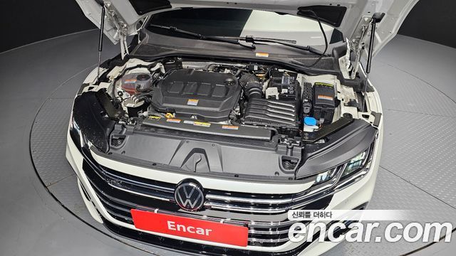 Volkswagen Arteon 2.0 TDI R-LIINE 4Motion 2022 — фото 6